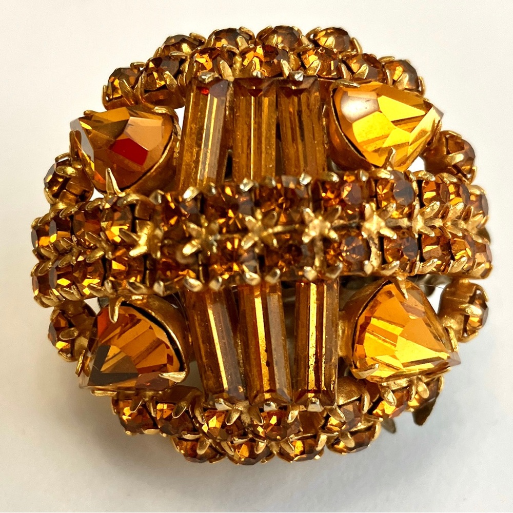 Brooch